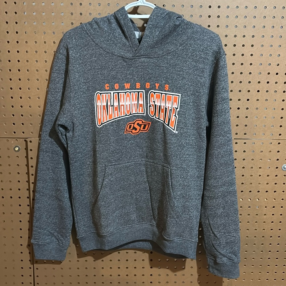 Oklahoma State Cowboys youth hoodie size large